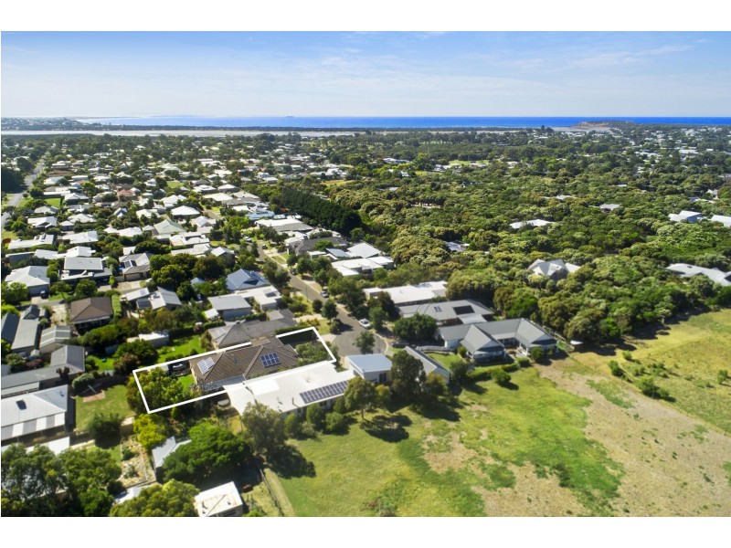 18 Furneaux Close, Barwon Heads VIC 3227