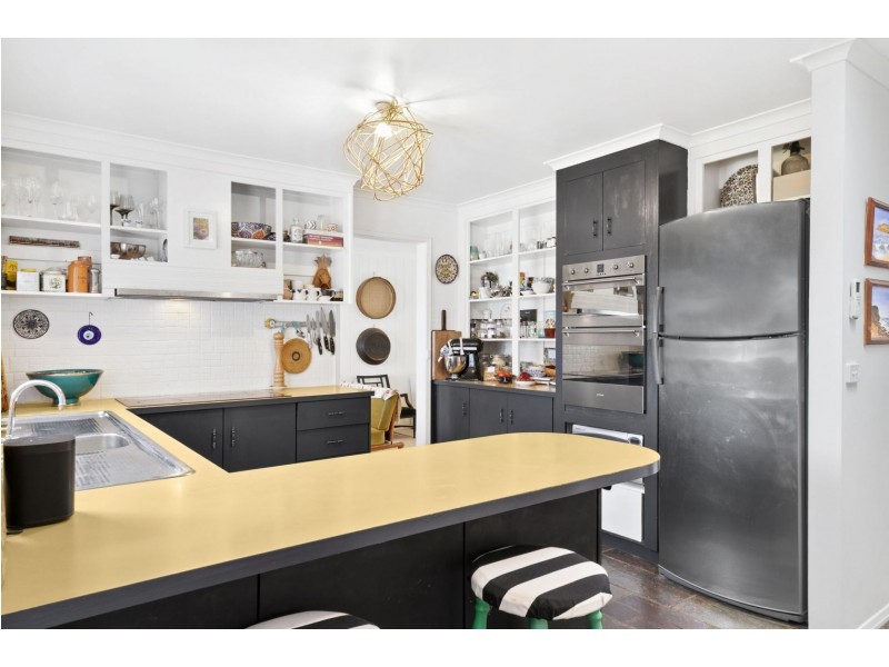 106 Carr Street, Barwon Heads VIC 3227