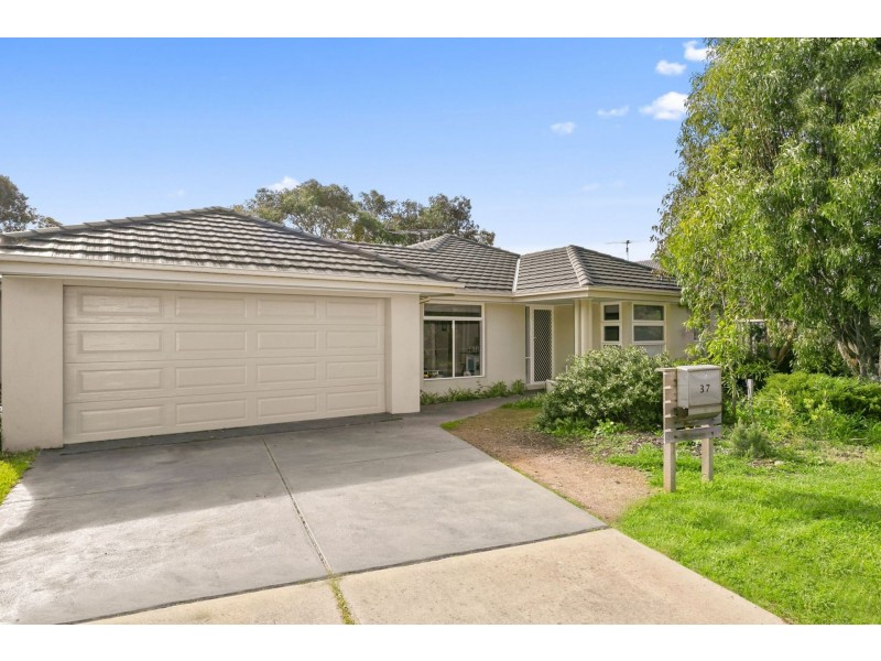 37 Corymbia Circuit, Barwon Heads VIC 3227