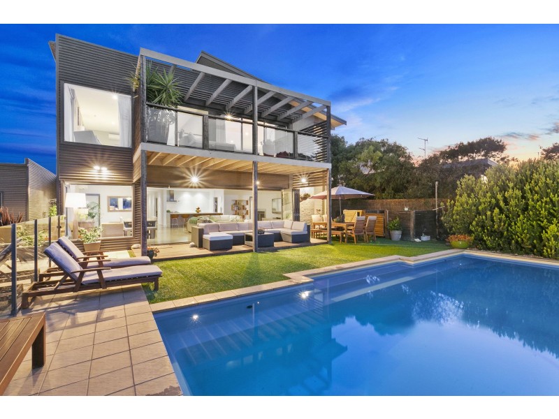 22 Plantation Drive, Connewarre VIC 3227