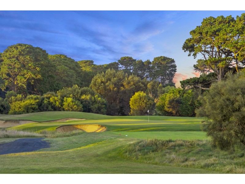 22 Plantation Drive, Connewarre VIC 3227