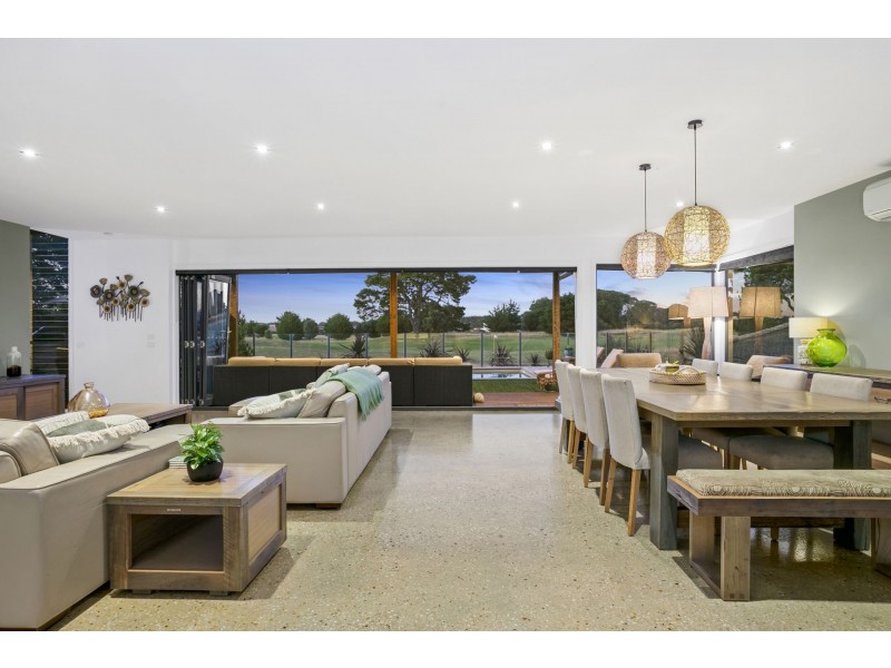 22 Plantation Drive, Connewarre VIC 3227