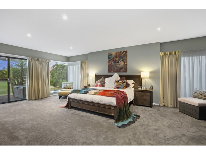 22 Plantation Drive, Connewarre VIC 3227