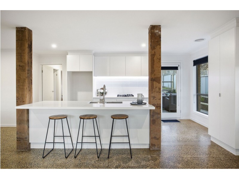 82 Lake Avenue, Ocean Grove VIC 3226