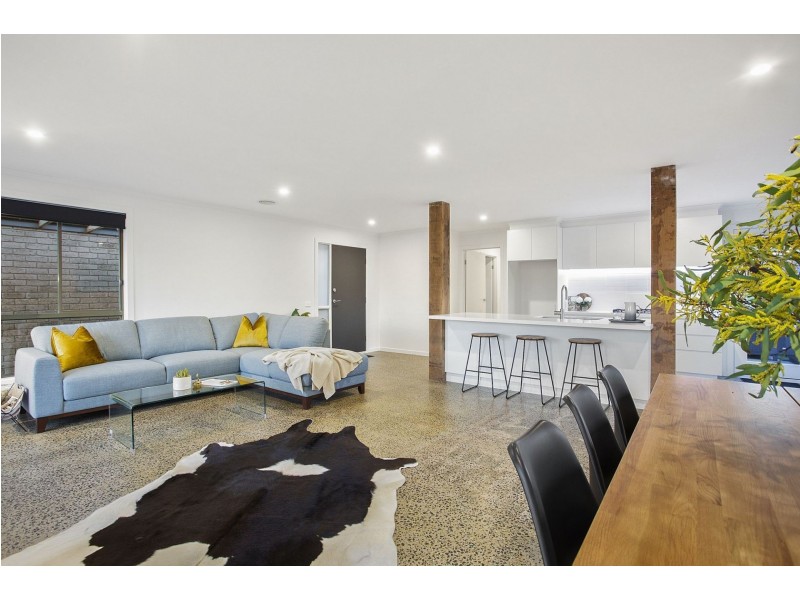 82 Lake Avenue, Ocean Grove VIC 3226