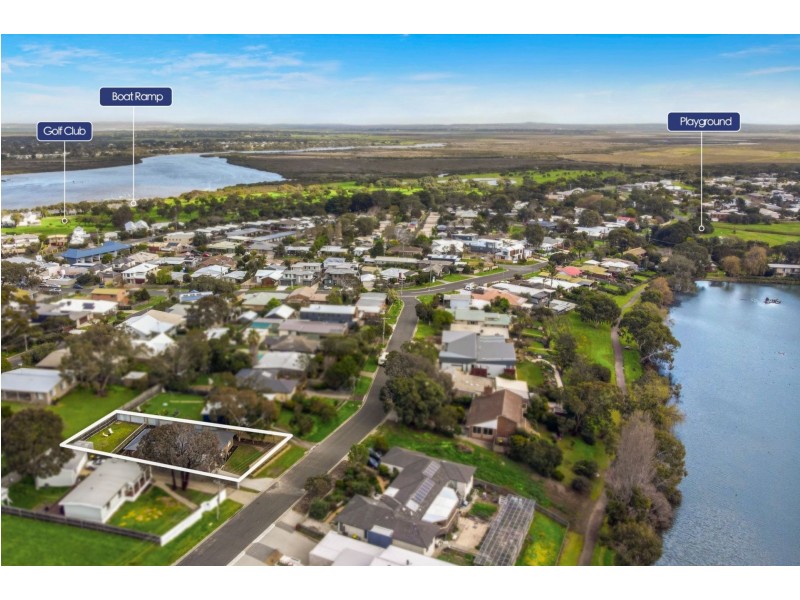 82 Lake Avenue, Ocean Grove VIC 3226