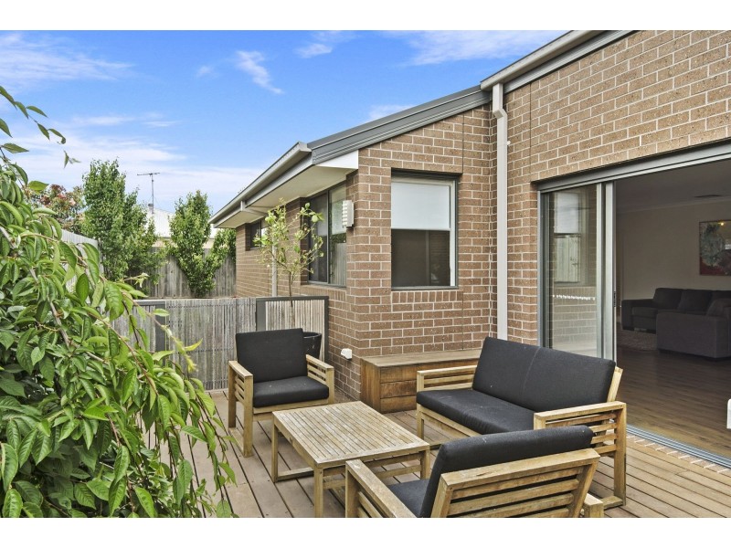 10 Merlan Street, Ocean Grove VIC 3226