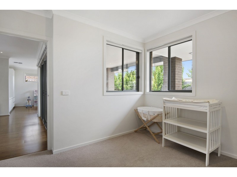 10 Merlan Street, Ocean Grove VIC 3226