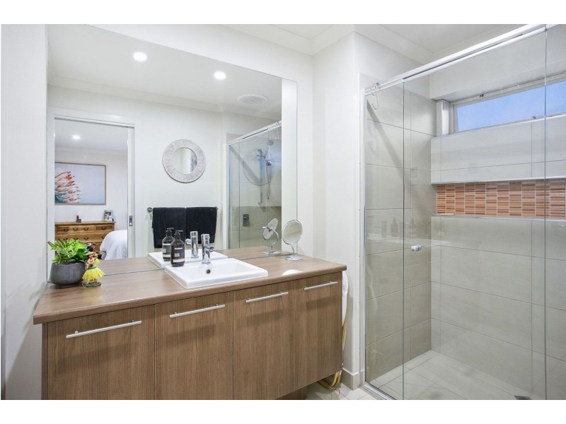 57 Oakdean Boulevard, Ocean Grove VIC 3226