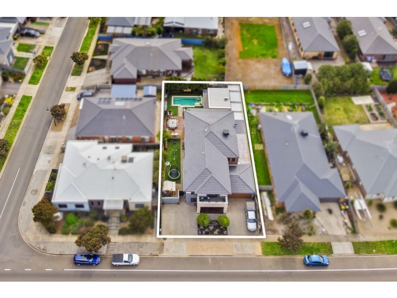 57 Oakdean Boulevard, Ocean Grove VIC 3226