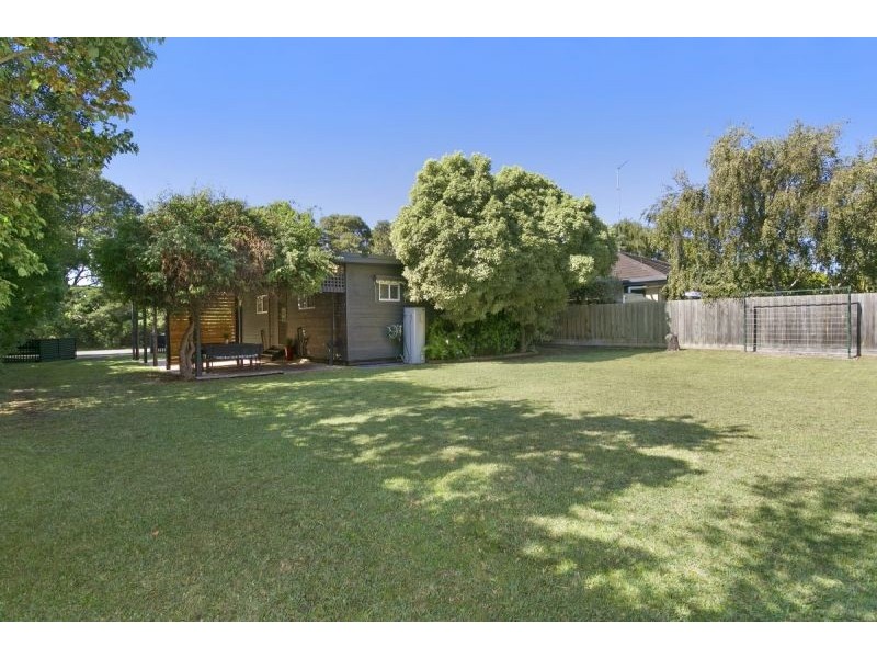 19 Sheepwash Road, Barwon Heads VIC 3227