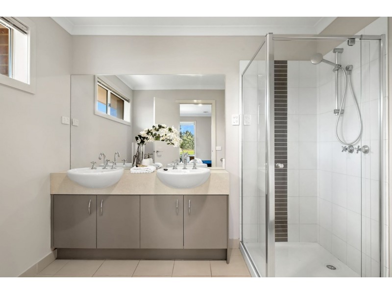 45 Corymbia Circuit, Barwon Heads VIC 3227