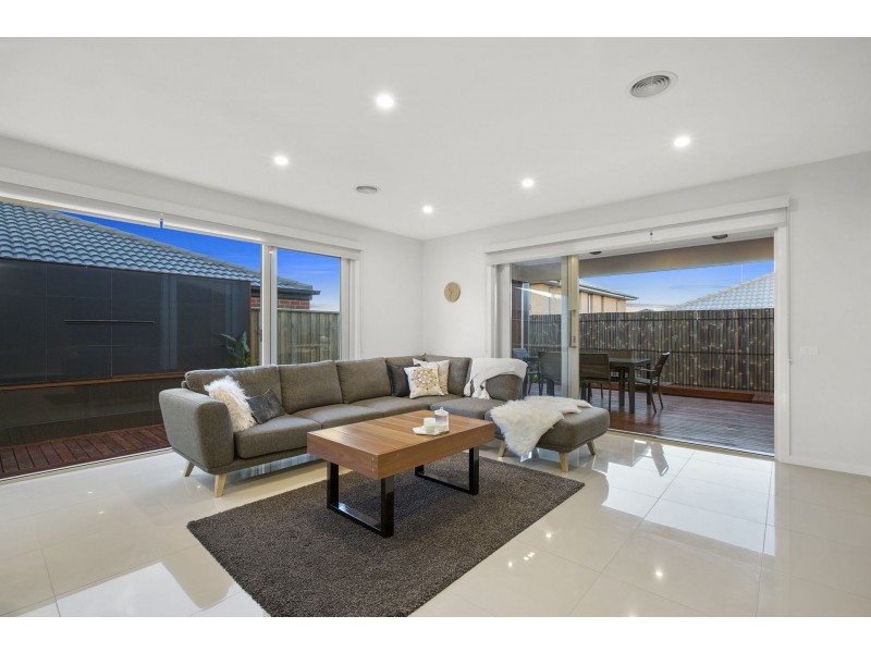 14 You Yangs Avenue, Curlewis VIC 3222