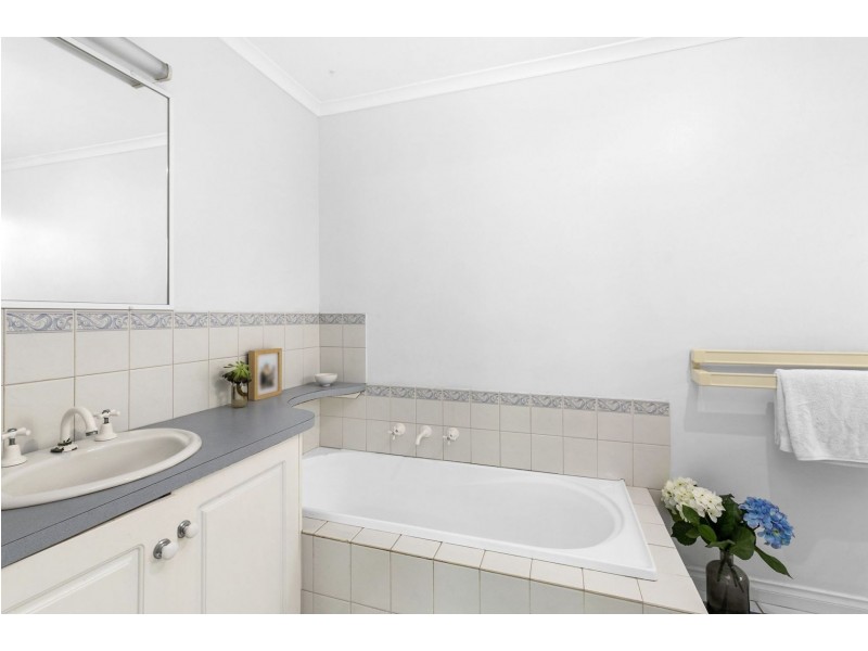 15 Hogan Drive, Barwon Heads VIC 3227