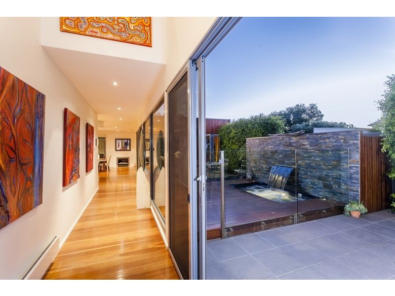 19 Punt Rd, Barwon Heads VIC 3227