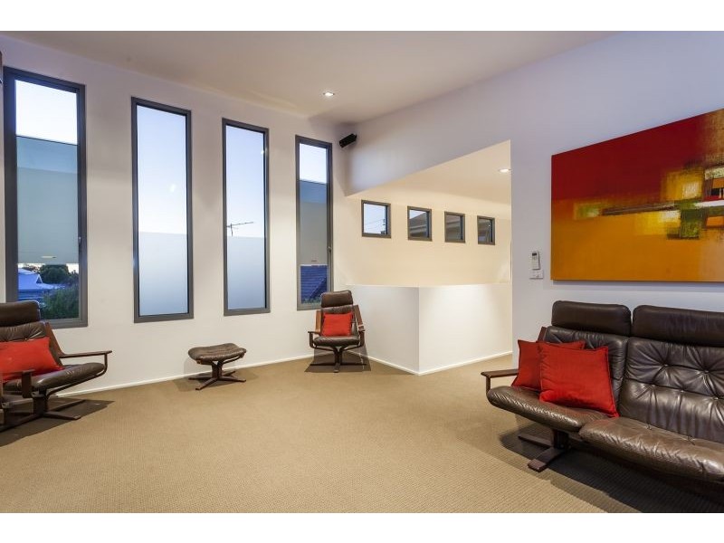 19 Punt Rd, Barwon Heads VIC 3227