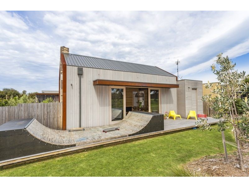 19 Fourth Loop, Barwon Heads VIC 3227