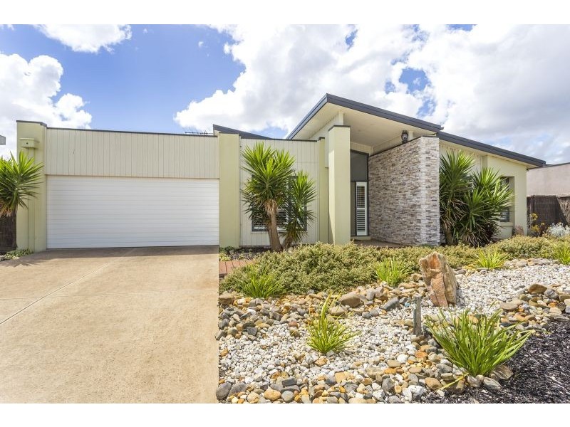 86 Fourteenth Road, Barwon Heads VIC 3227