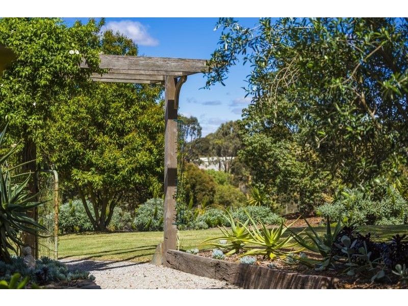 44 Hardings Road, Wallington VIC 3221