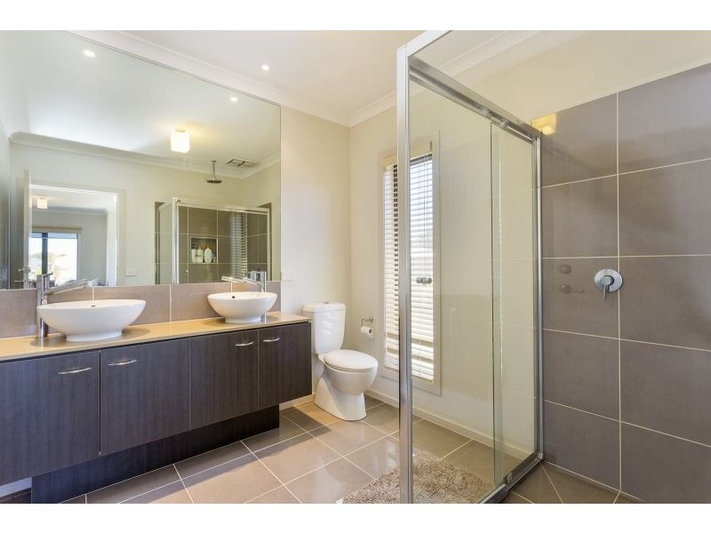 32 Corymbia Circuit, Barwon Heads VIC 3227