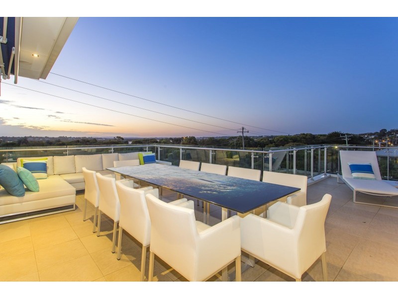 1 The Esplanade, Ocean Grove VIC 3226