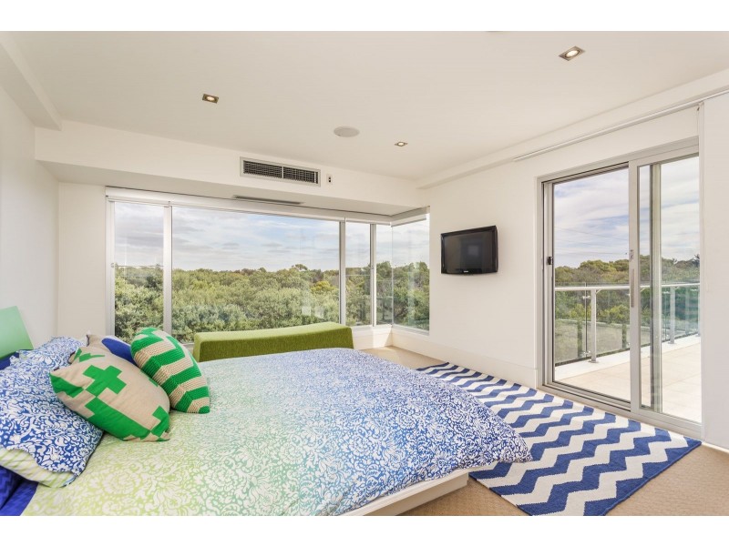 1 The Esplanade, Ocean Grove VIC 3226