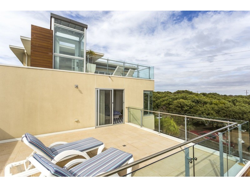 1 The Esplanade, Ocean Grove VIC 3226