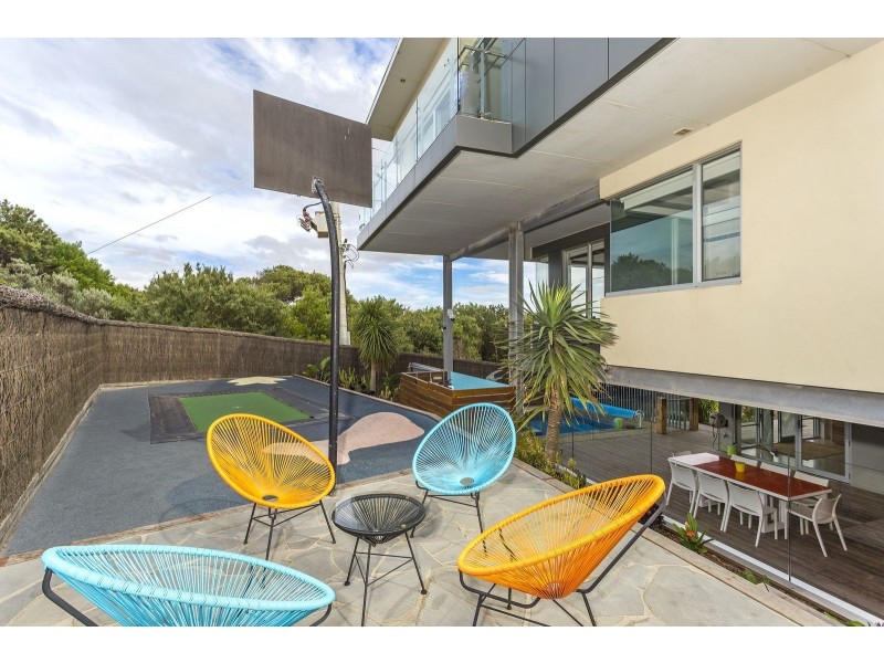 1 The Esplanade, Ocean Grove VIC 3226