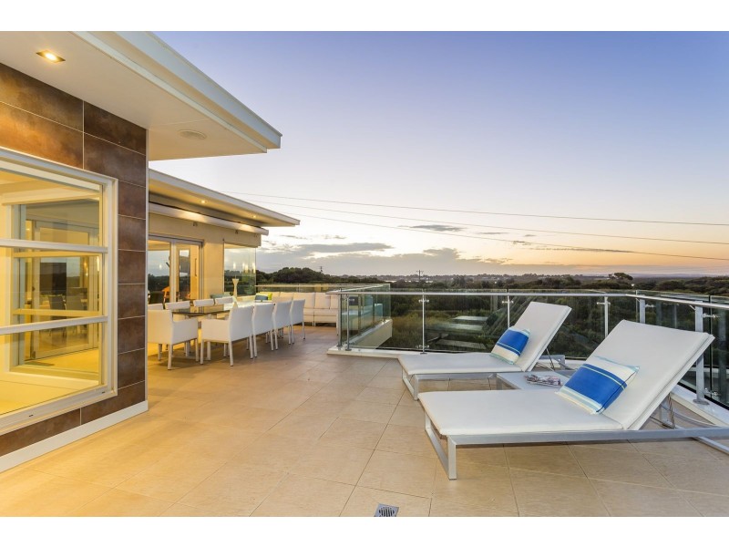 1 The Esplanade, Ocean Grove VIC 3226