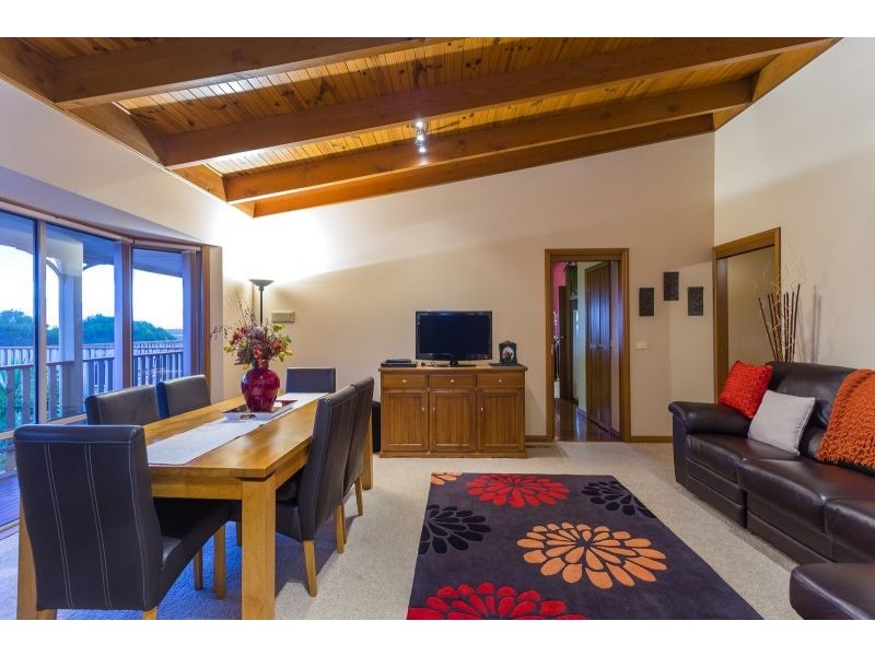 11 Cruickshank Avenue, Ocean Grove VIC 3226