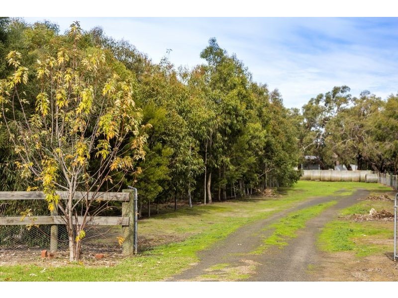 432-440 Swan Bay Road, Wallington VIC 3221