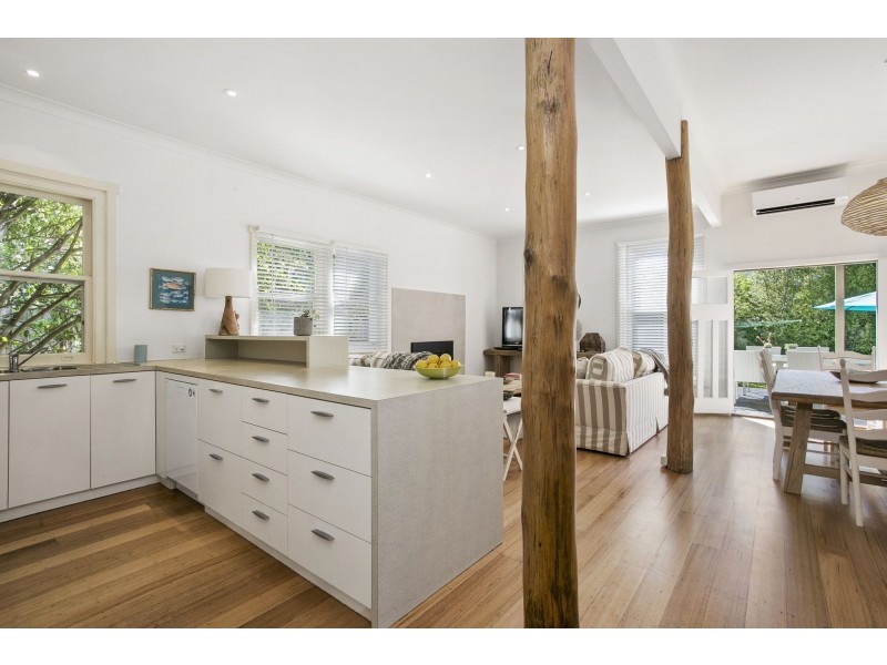 98 Hitchcock Avenue, Barwon Heads VIC 3227
