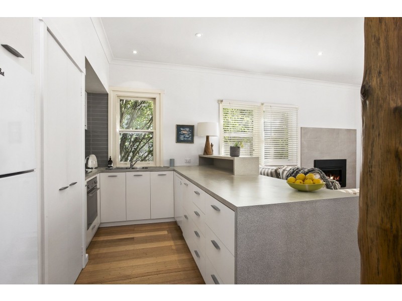 98 Hitchcock Avenue, Barwon Heads VIC 3227