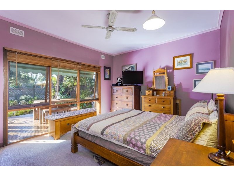 9 Saratoga Avenue, Barwon Heads VIC 3227