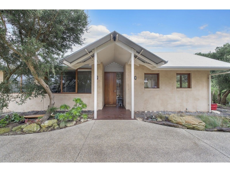 6 Warrenbeen Court, Barwon Heads VIC 3227