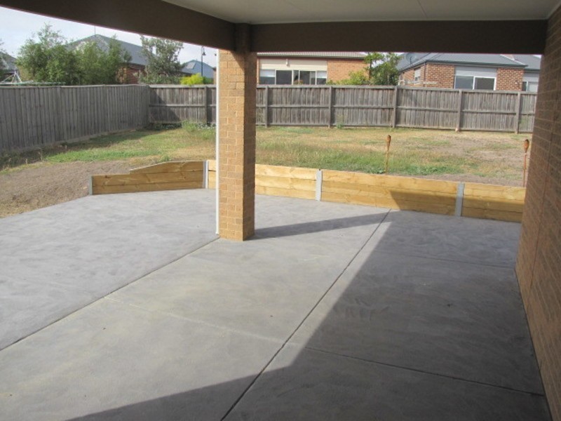 33 Marvins Place, Marshall VIC 3216