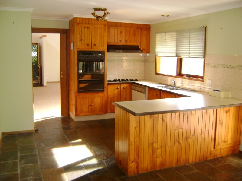 8 Trident Court, Ocean Grove VIC 3226