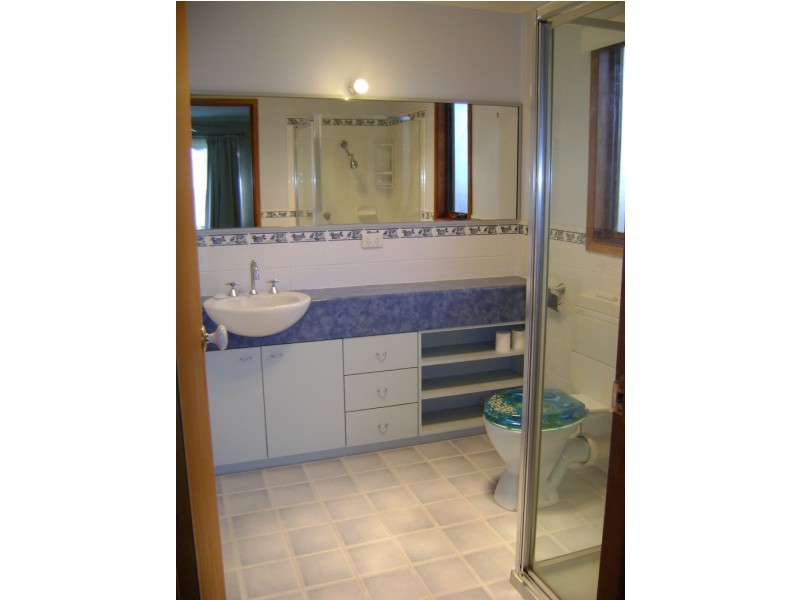 8 Trident Court, Ocean Grove VIC 3226