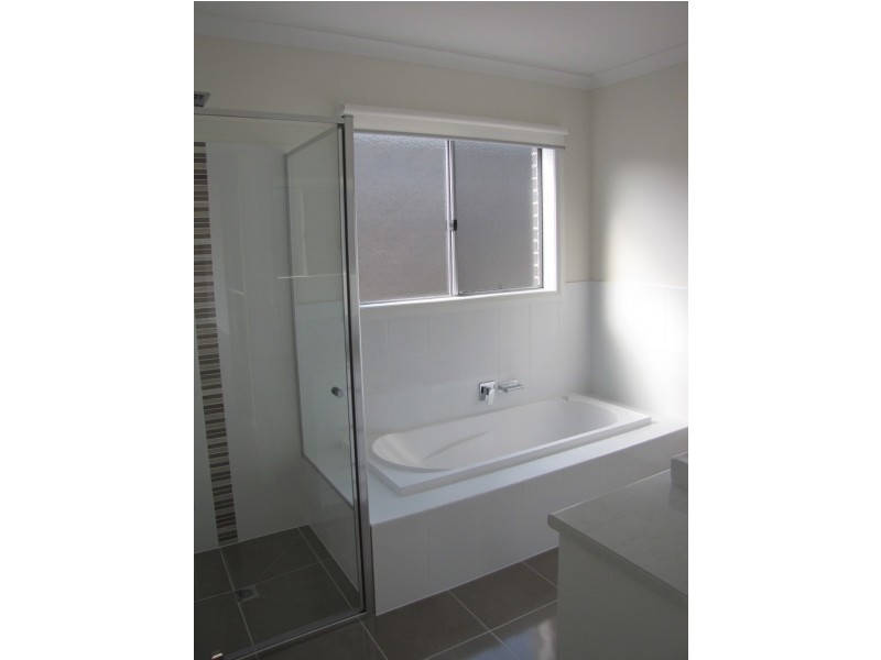 2/8-14  Dalkeith Crescent, Ocean Grove VIC 3226