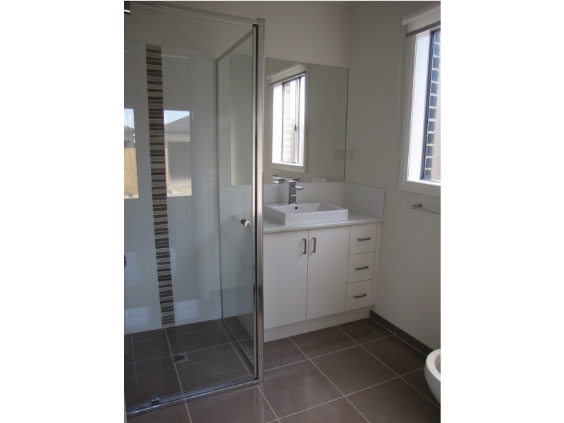 2/8-14  Dalkeith Crescent, Ocean Grove VIC 3226