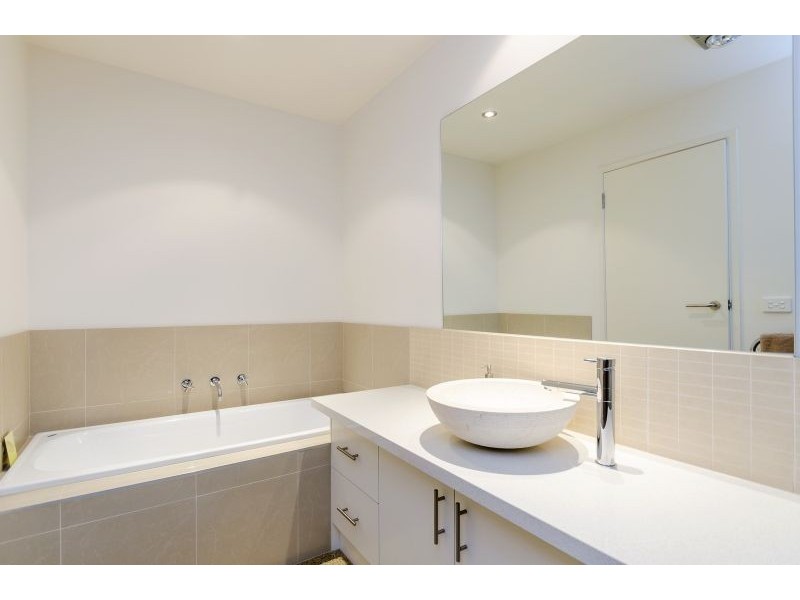 70A The Parade, Ocean Grove VIC 3226