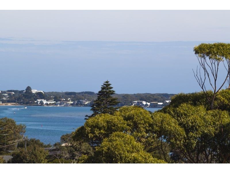 15 The Parade, Ocean Grove VIC 3226