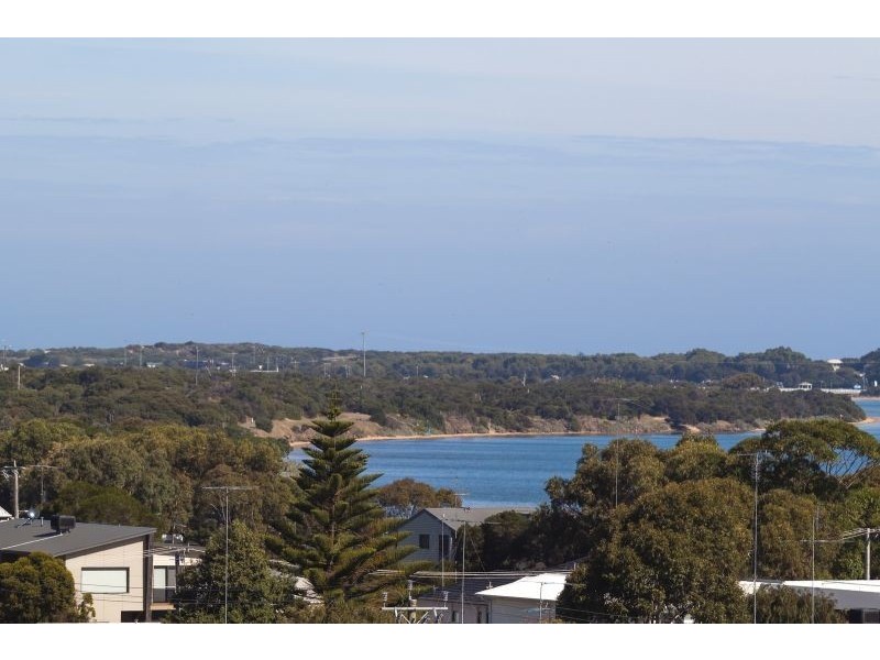 15 The Parade, Ocean Grove VIC 3226