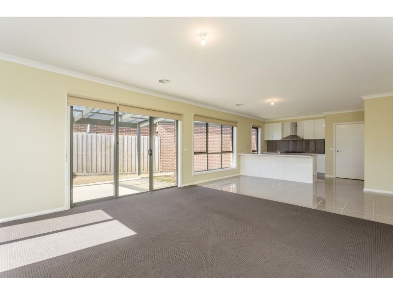 2 Shelburn Way, Ocean Grove VIC 3226