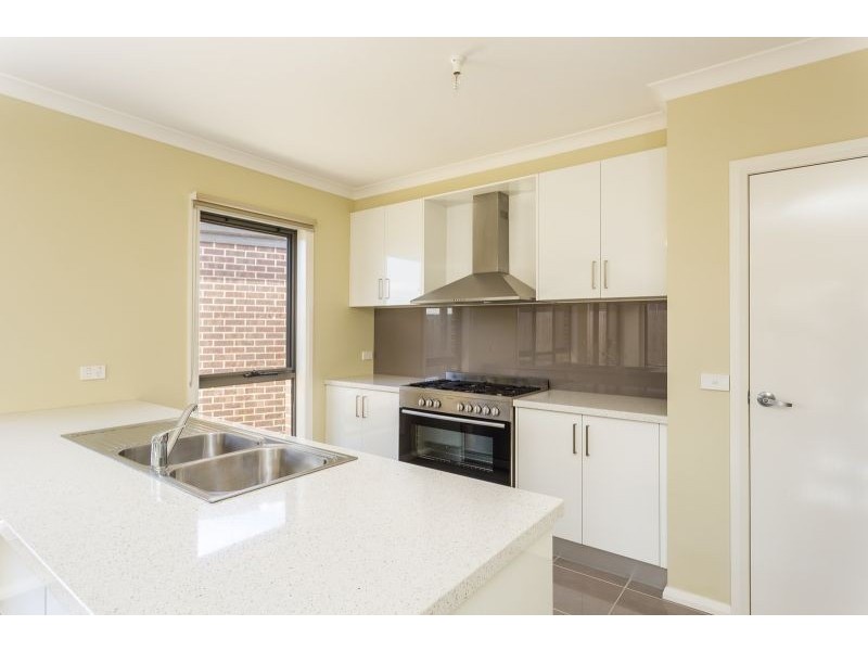 2 Shelburn Way, Ocean Grove VIC 3226