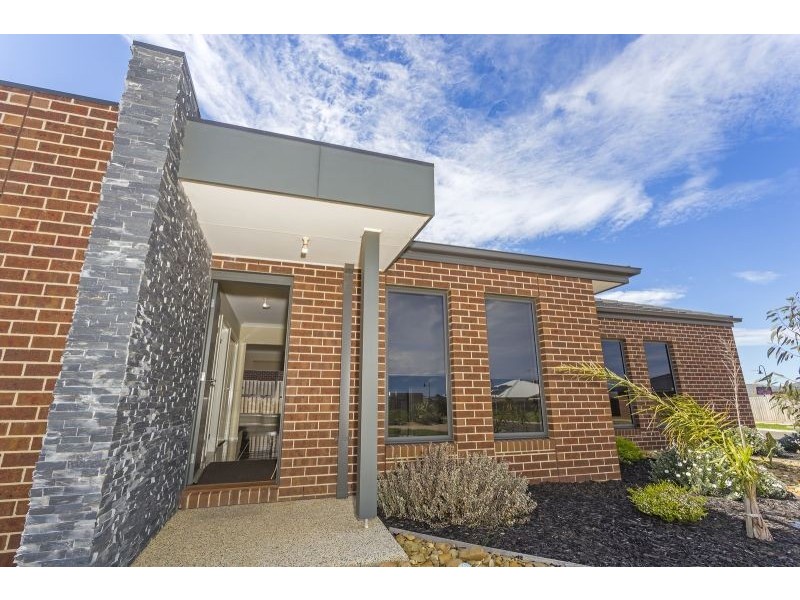 2 Shelburn Way, Ocean Grove VIC 3226