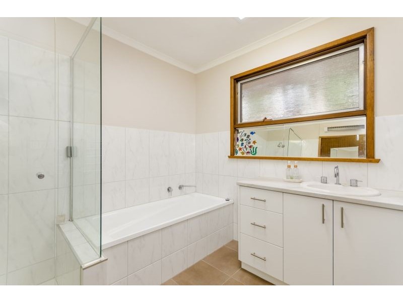 136 Thacker Street, Ocean Grove VIC 3226