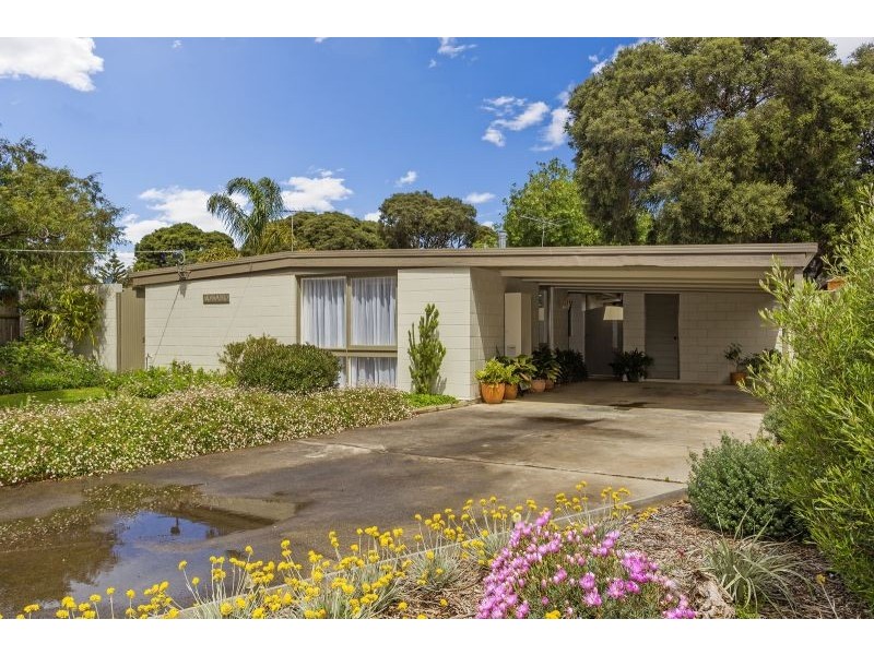 23 Saratoga Avenue, Barwon Heads VIC 3227