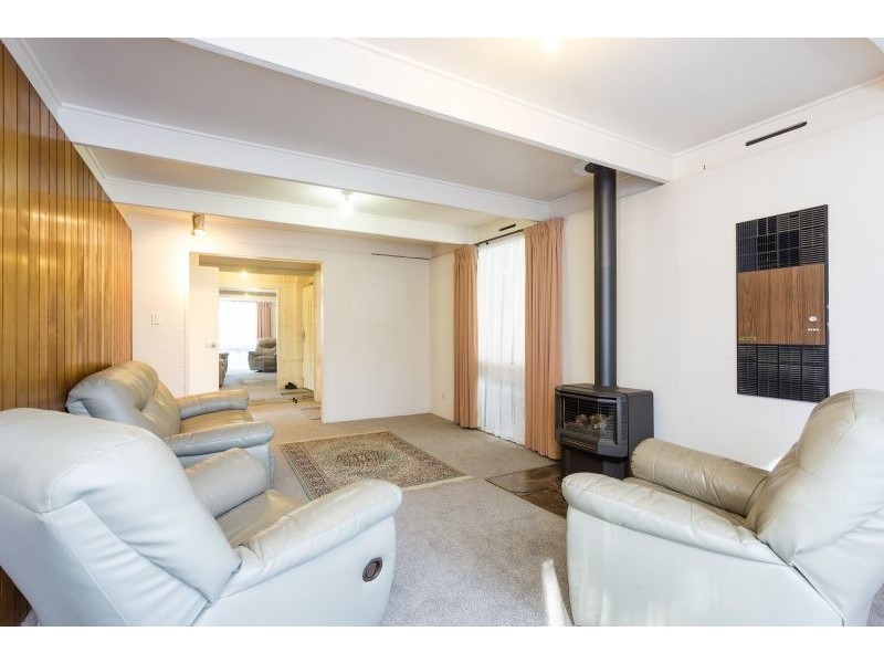 23 Saratoga Avenue, Barwon Heads VIC 3227