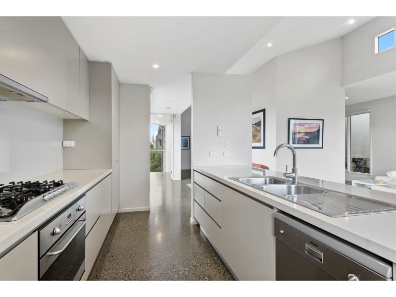 1/53 Hitchcock Avenue, Barwon Heads VIC 3227